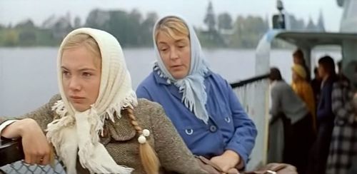 Lidiya Fedoseeva-Shukshina and Marina Yakovleva in Tsyganskoe schaste (1981)