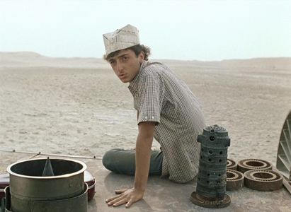 Levan Gabriadze in Kin-dza-dza! (1986)