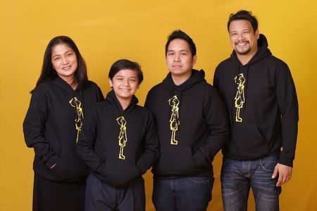 Yul Servo, Yayo Aguila, Thop Nazareno, and Noel Comia Jr. in Kiko Boksingero (2017)