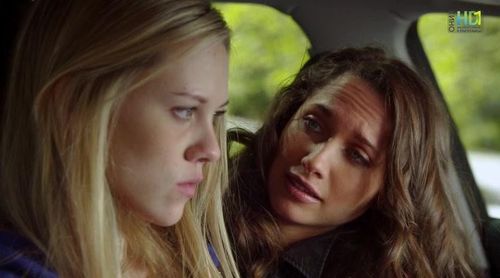 Maiara Walsh and Kelcie Stranahan in Last Hours in Suburbia (2012)