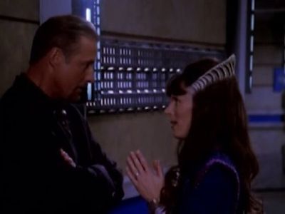 Bruce Boxleitner and Mira Furlan in Babylon 5 (1993)