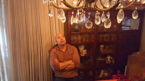 Set photo of Armando DuBon Jr on 