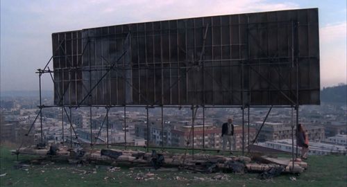 Nino Manfredi and Maria Luisa Santella in Ugly, Dirty and Bad (1976)