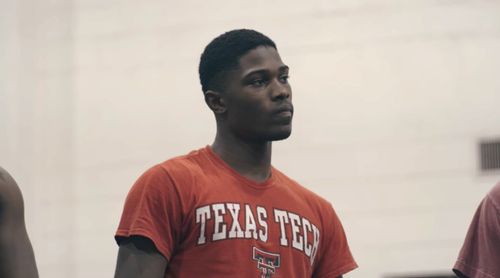 La'Darius Marshall in Cheer (2020)