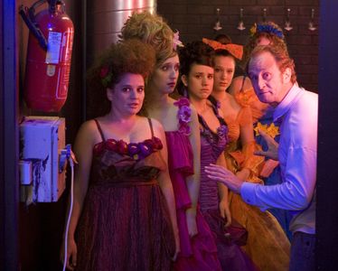 Isabelle Giami, Benoît Poelvoorde, and Loudia Gentil in Beauties at War (2008)