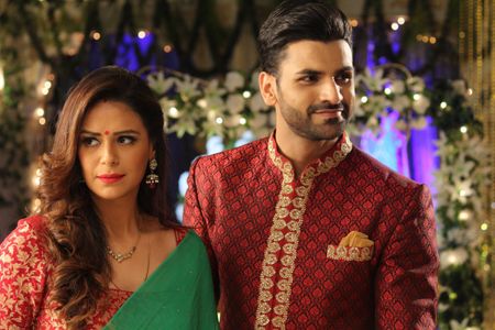 Mona Singh and Vivek Dahiya in Kavach... Kaali Shaktiyon Se (2016)