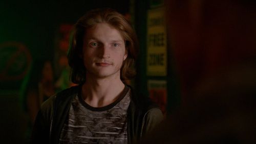 iZOMBiE - Season 4 - Mace Diller