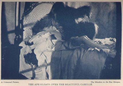 Sidney Fox in Murders in the Rue Morgue (1932)
