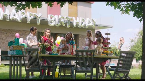 Sandra Nováková, Hana Vagnerová, Petra Hrebícková, Stepán Benoni, and Gabriela Marcinková in Mothers (2021)