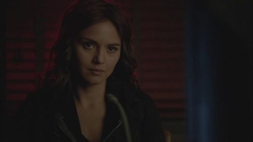 Leslie-Anne Panaligan in The Vampire Diaries (2009)