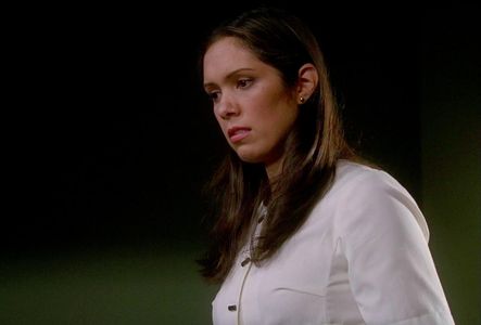 As Layla Bloom on The Mentalist