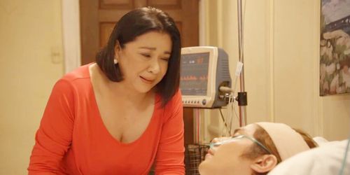 Alma Moreno and Matthias Rhoads in Asawa ko, karibal ko (2018)