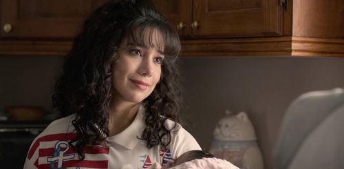Still of Gladys Bautista in Selena: The Series
