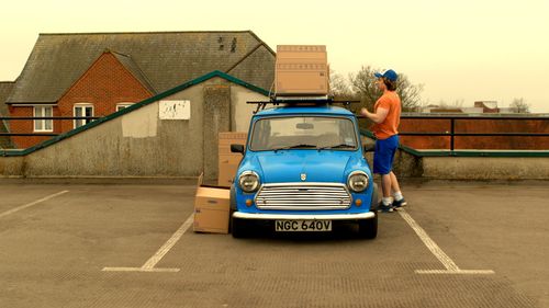 Mini