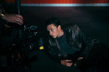 Behind the scenes still - Jasper in 'Custom'