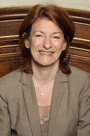 Muriel Mayette-Holtz