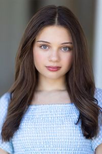 Vivian Amirault