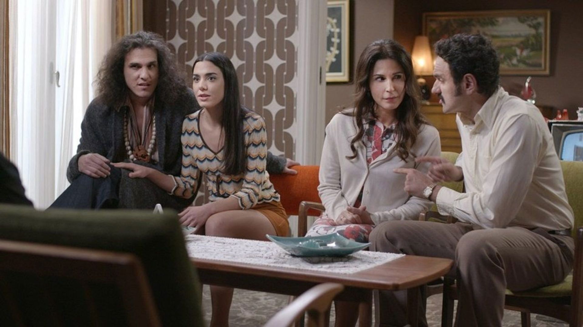 Ta kalytera mas hronia background