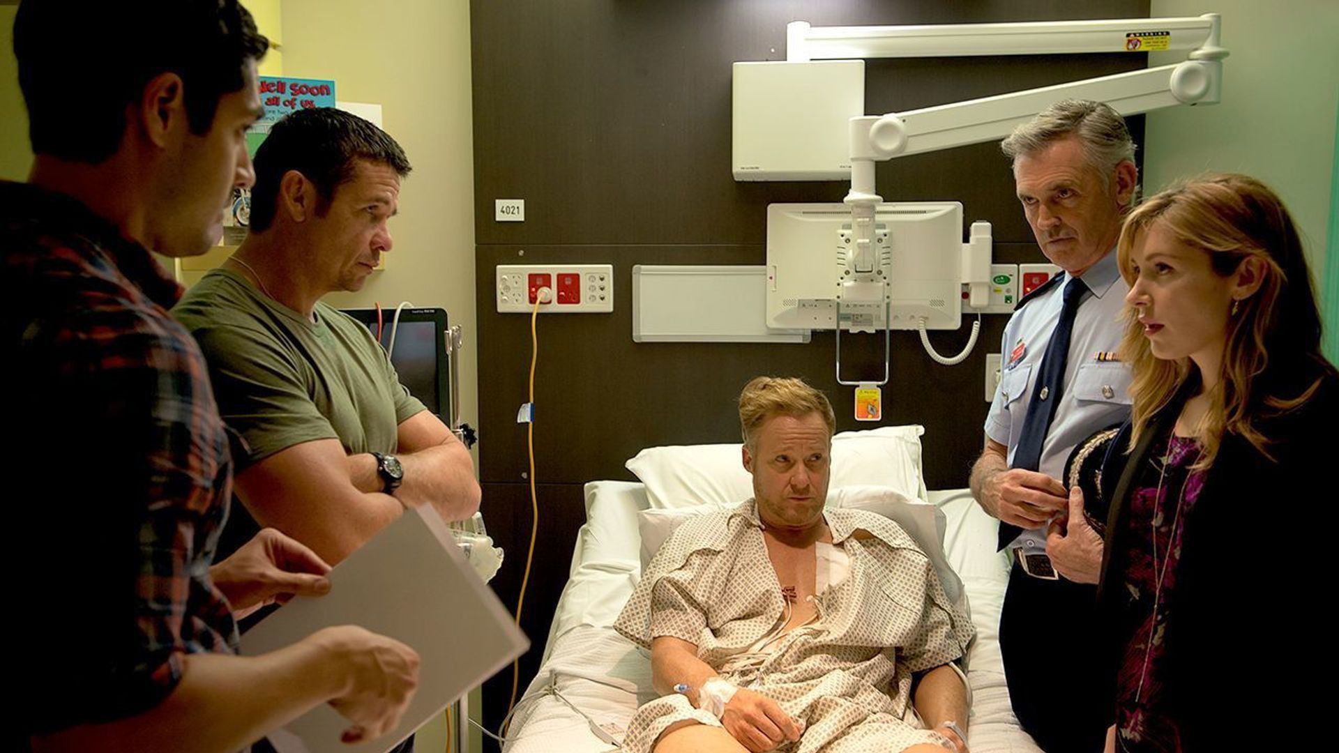 Hyde & Seek background