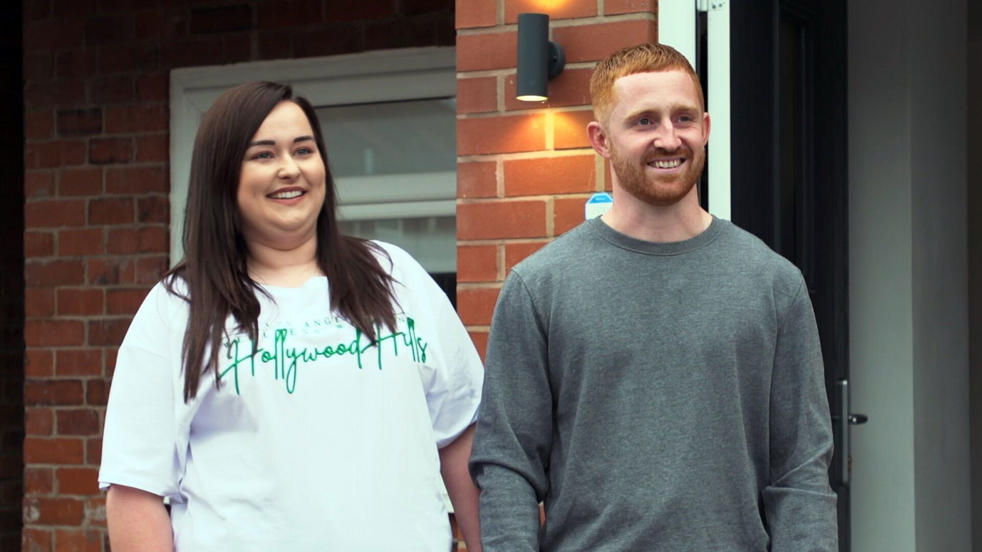 Sarah Beeny's Little House, Big Plans background