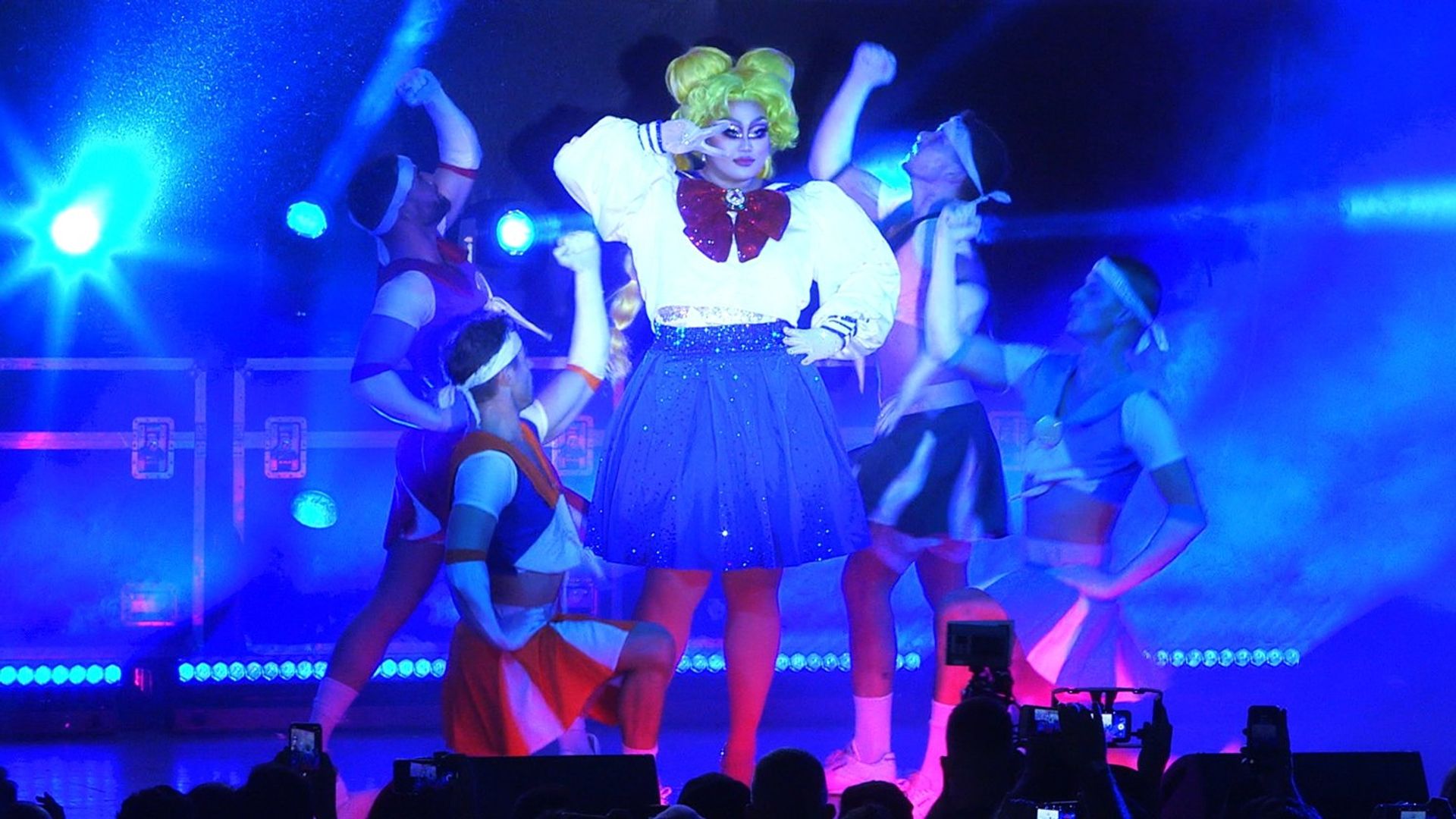 Werq the World background