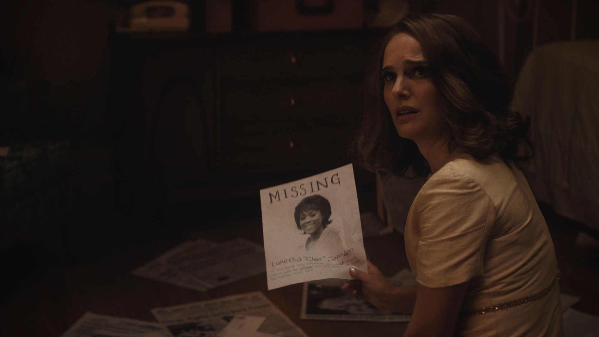 Lady in the Lake background