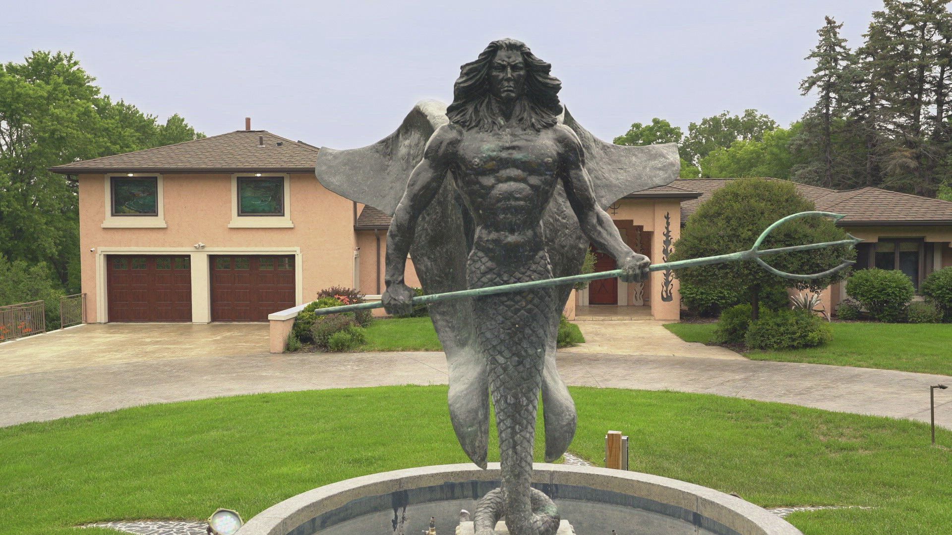 Ugliest House in America background