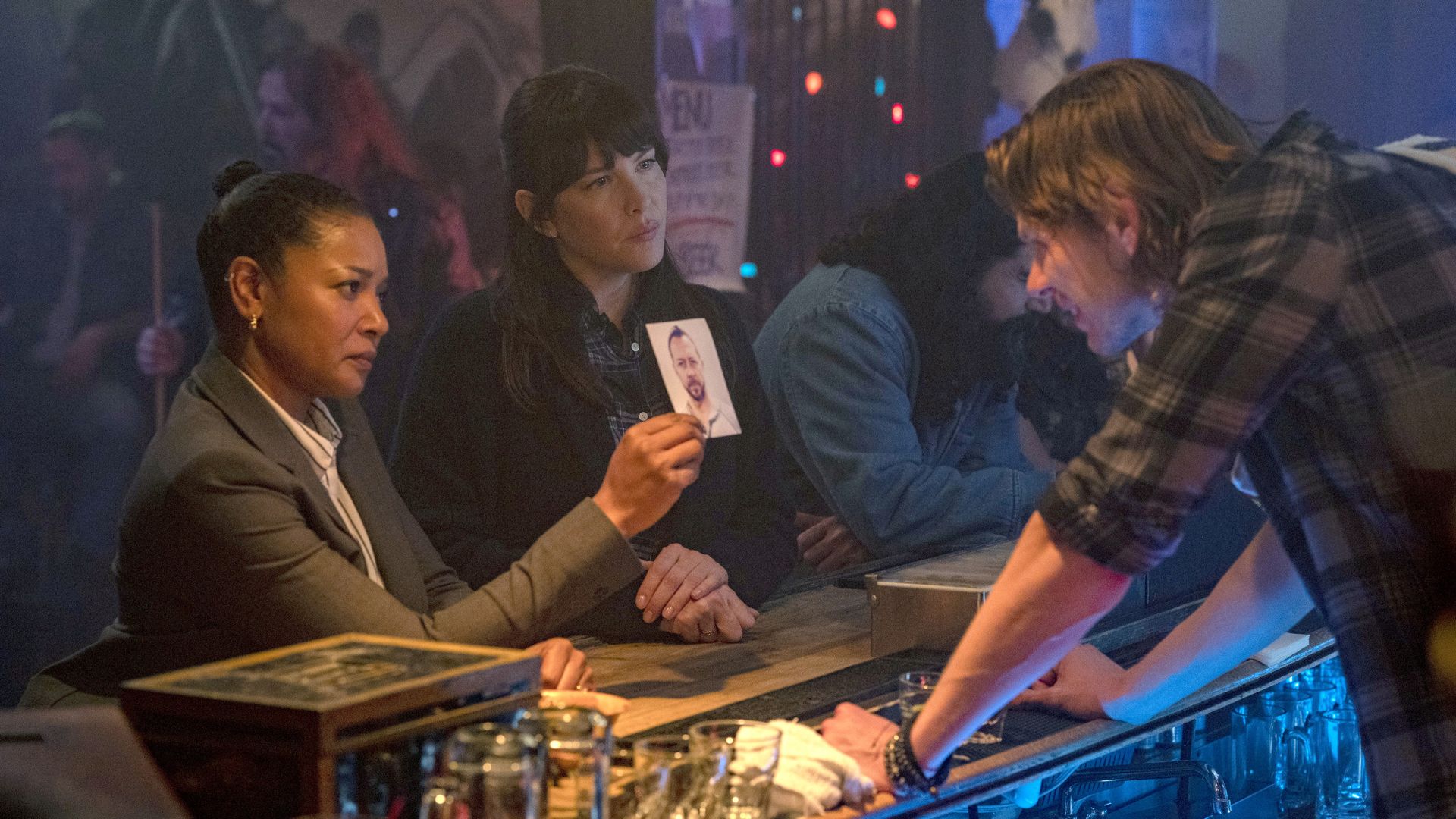 9-1-1: Lone Star background