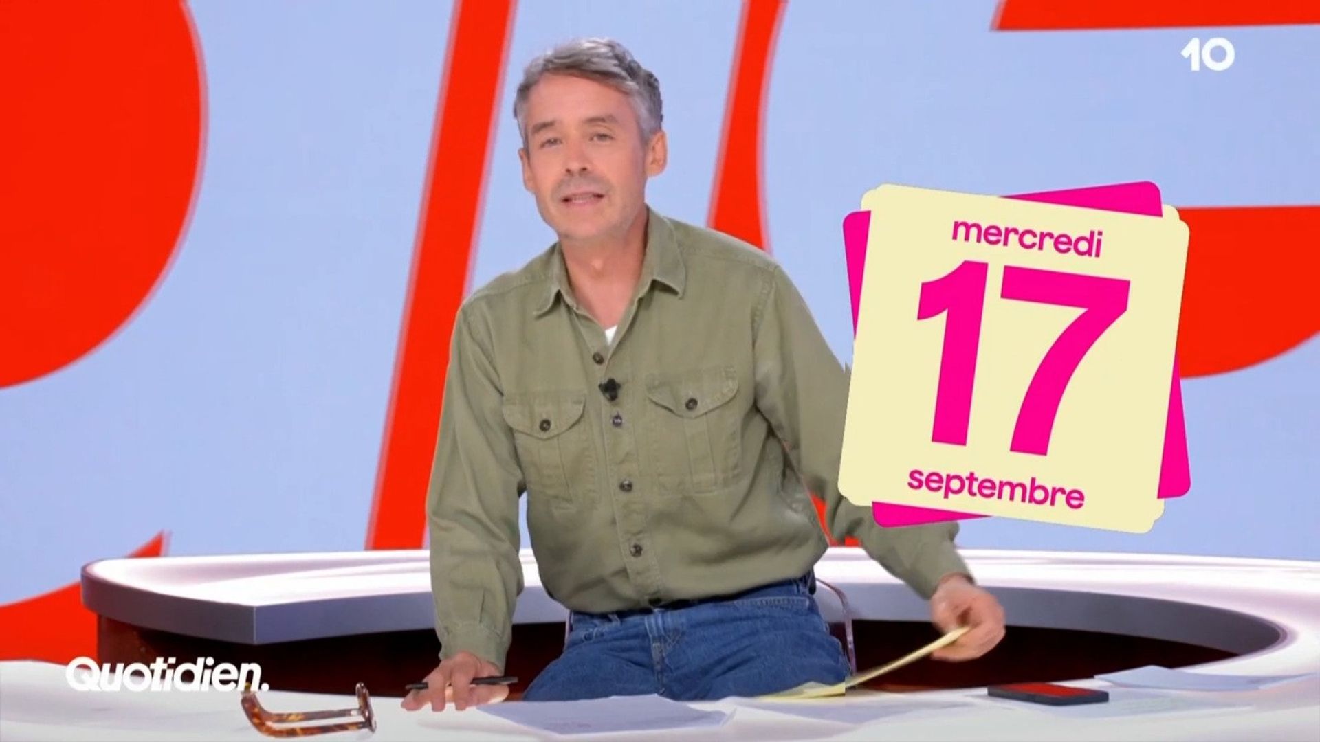 Quotidien background
