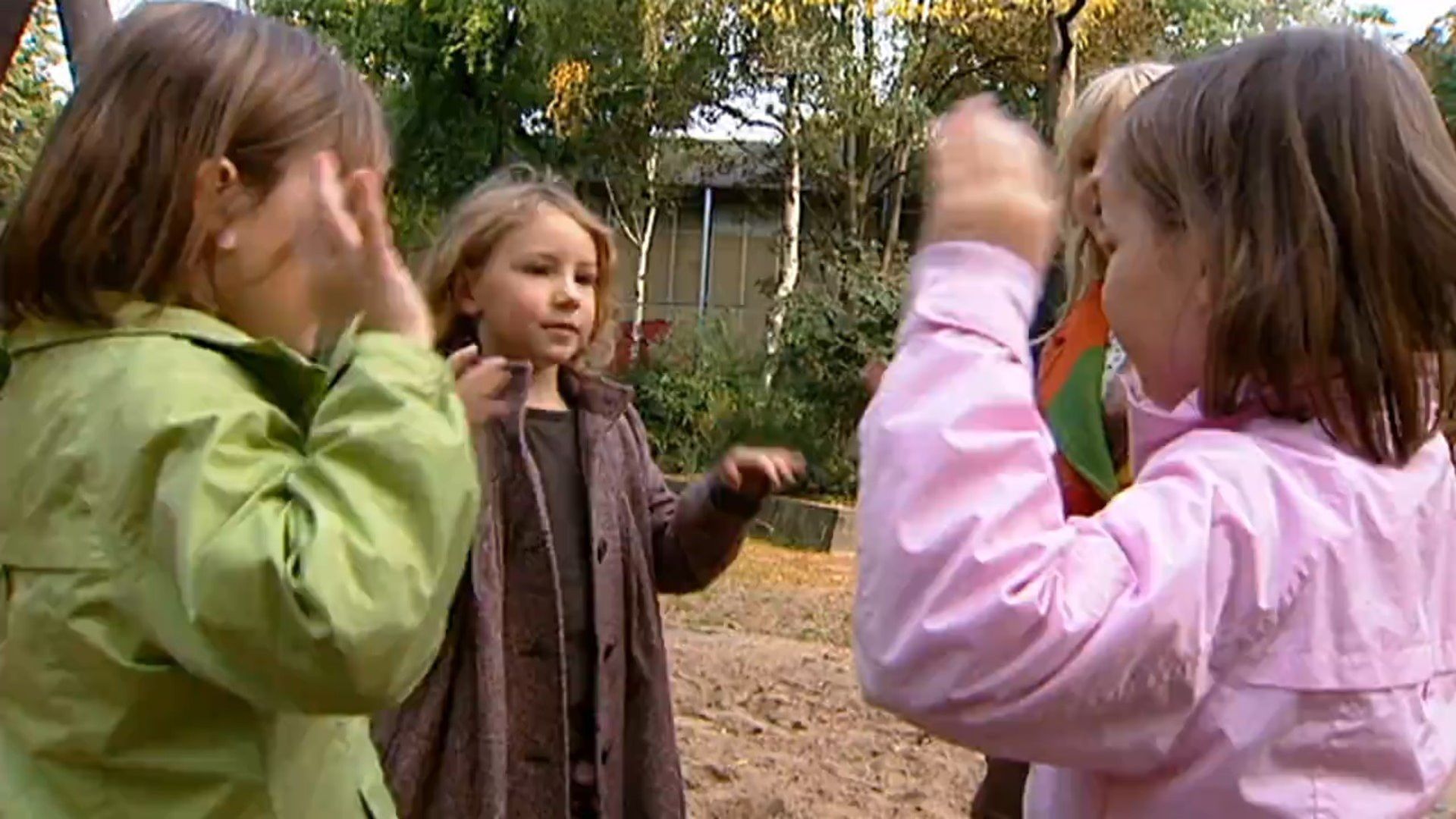 Die Sendung mit dem Elefanten background