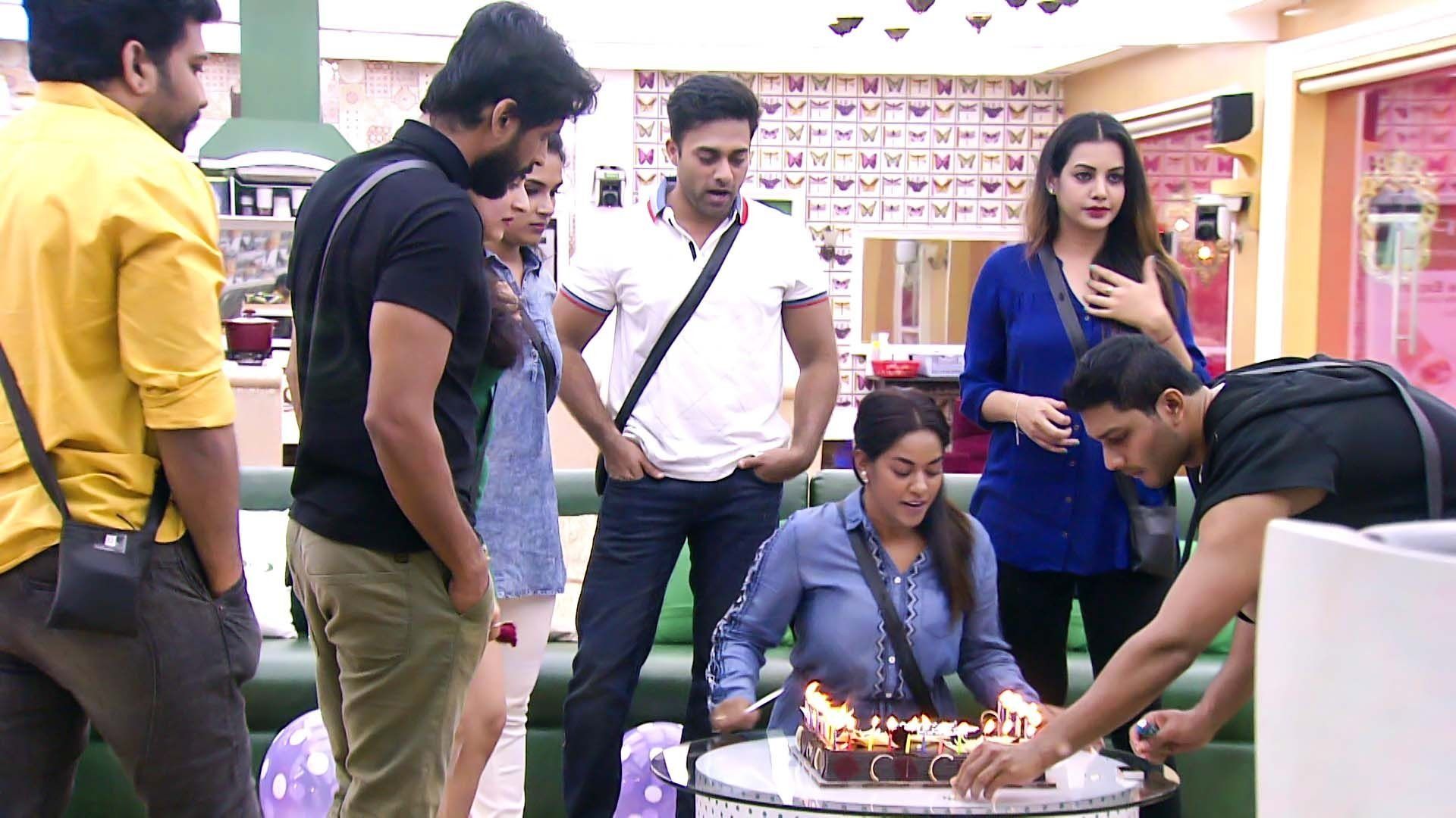 Bigg Boss Telugu background