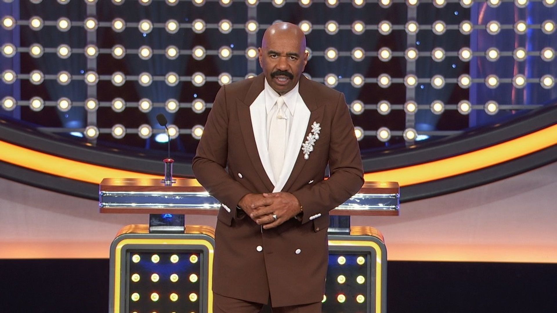Celebrity Family Feud background