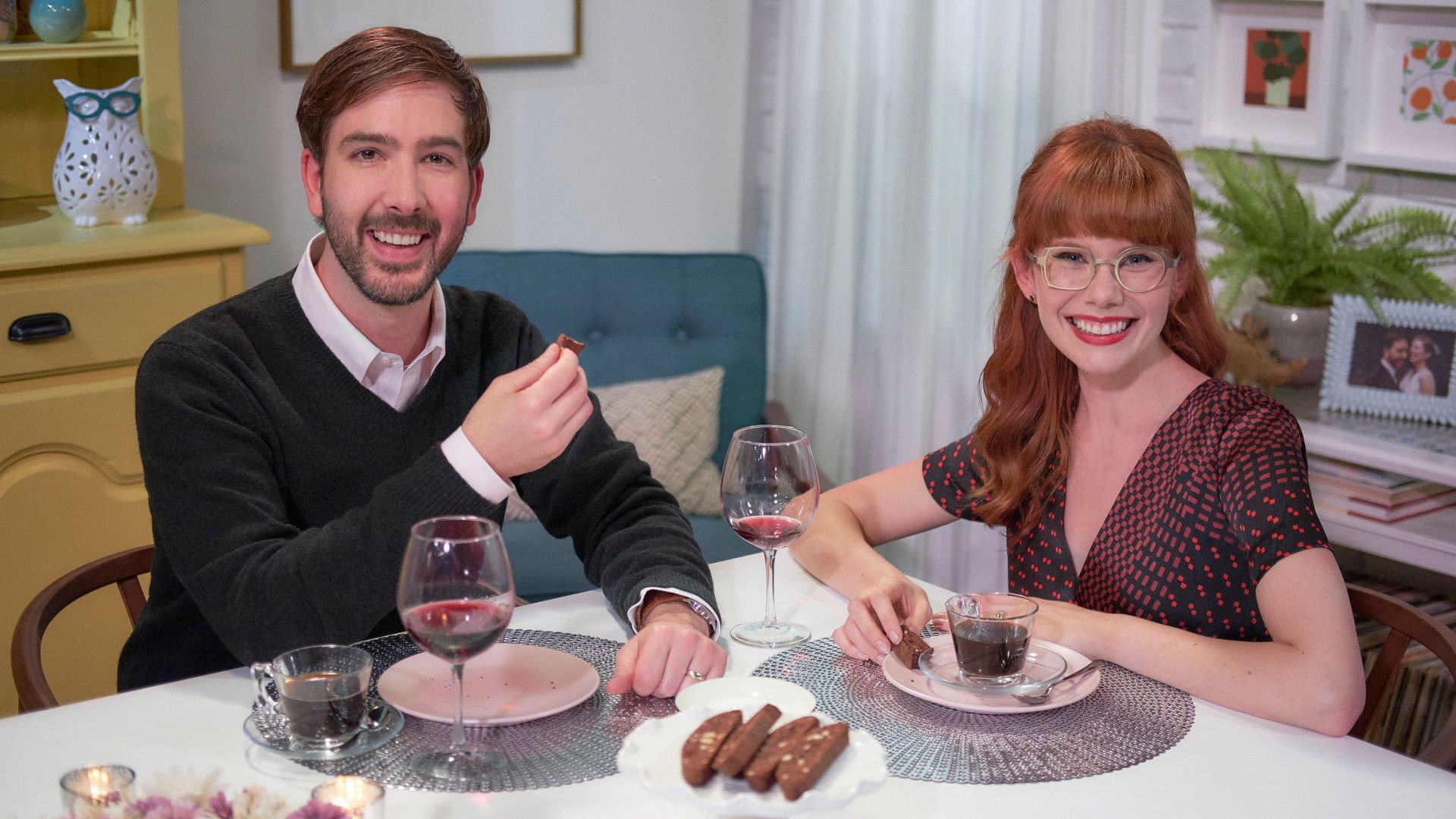 Mary's Kitchen Crush background