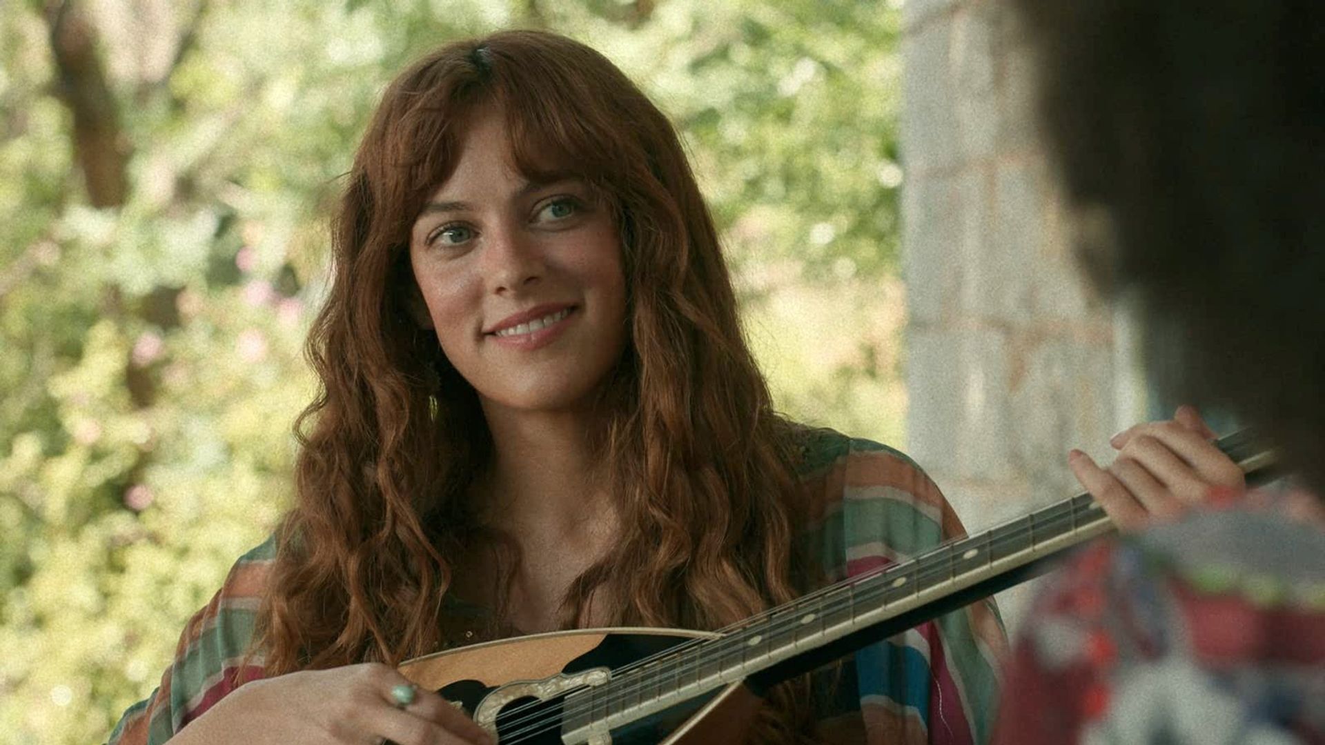 Daisy Jones & The Six background