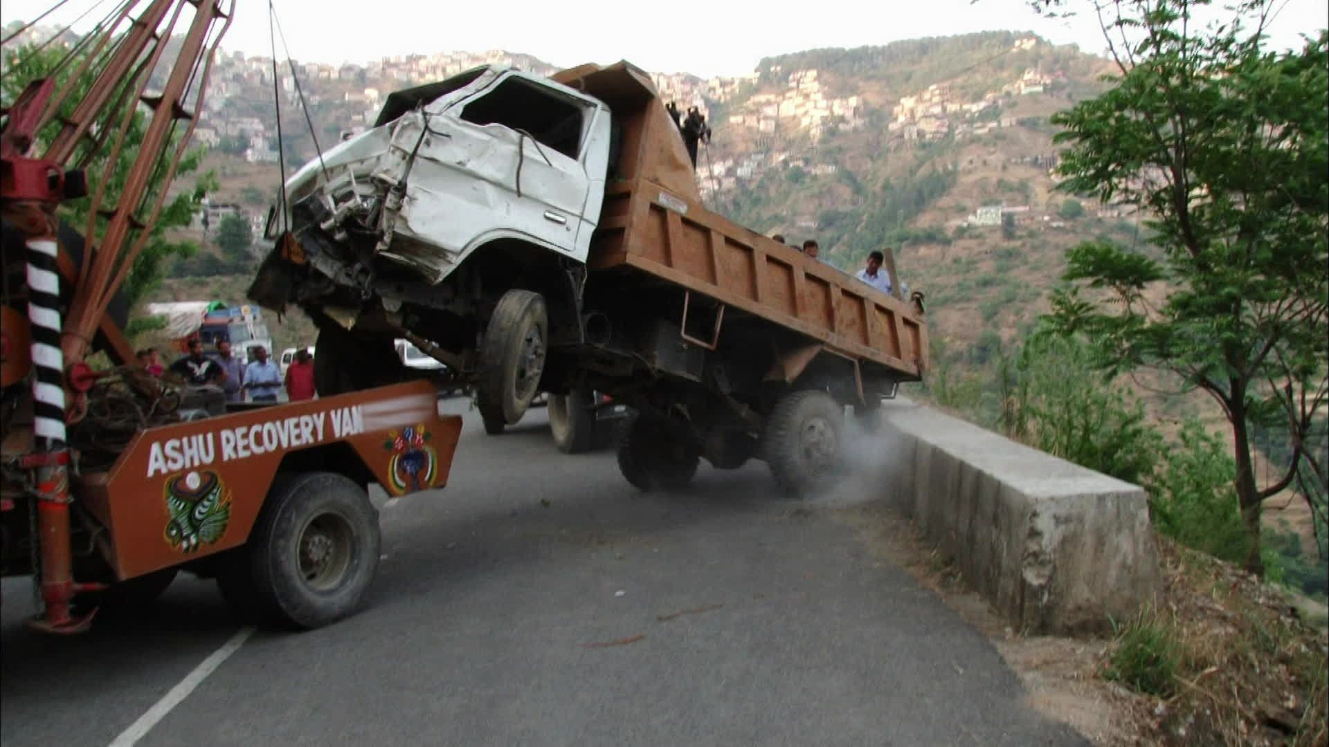 IRT: Deadliest Roads background