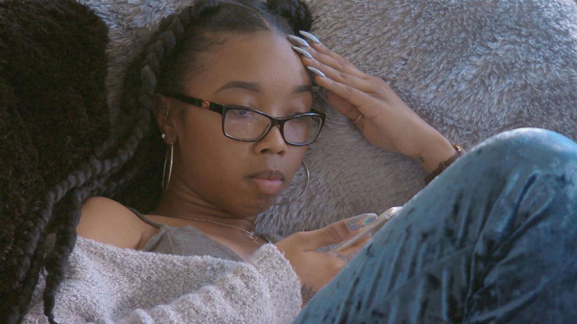 Growing Up Supermodel background