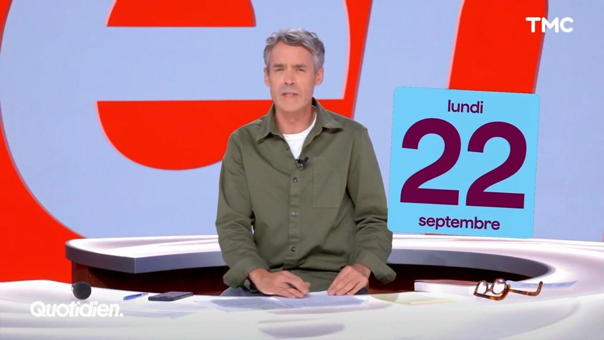 Quotidien background