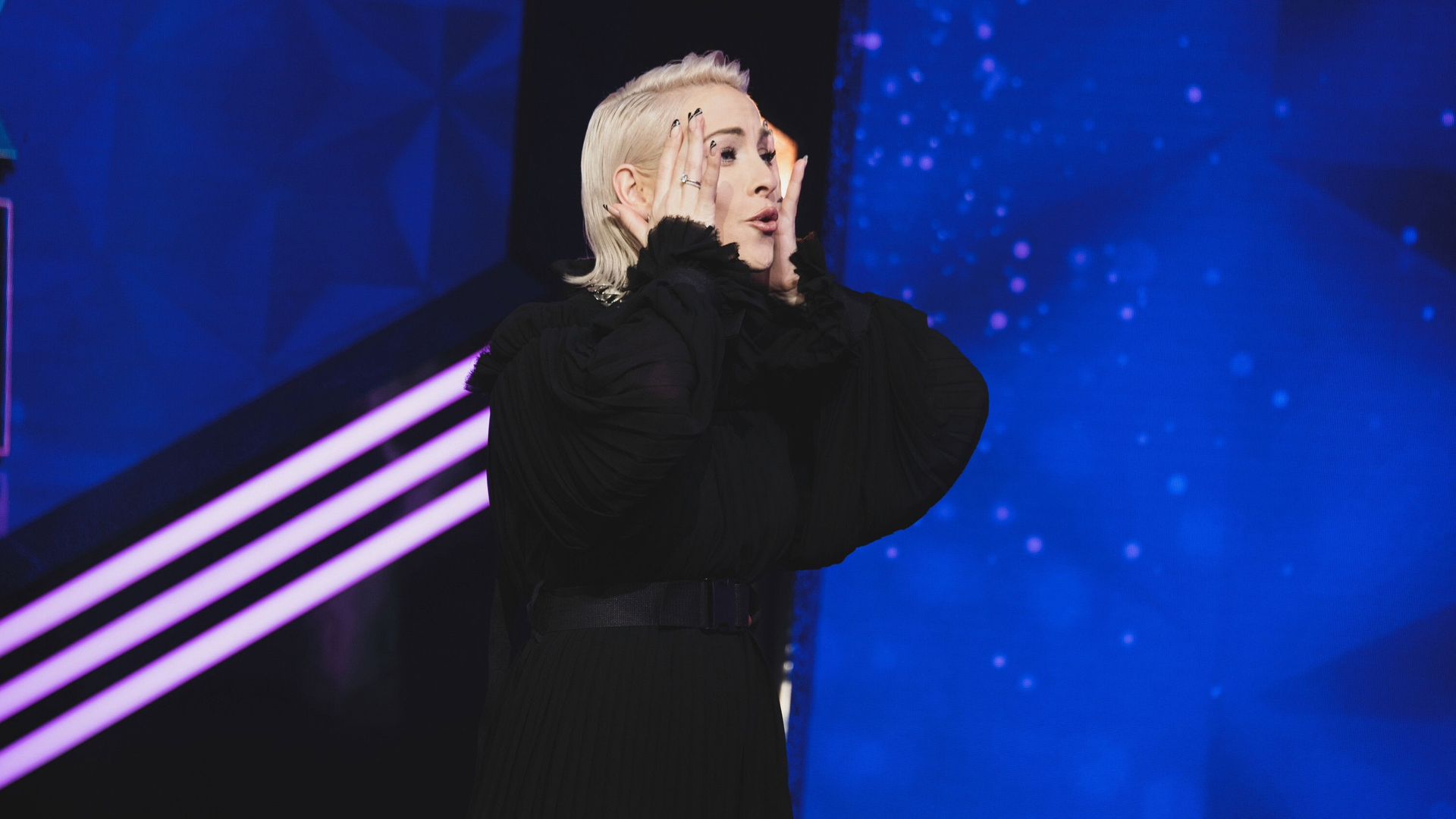 Big Brother Célébrités background