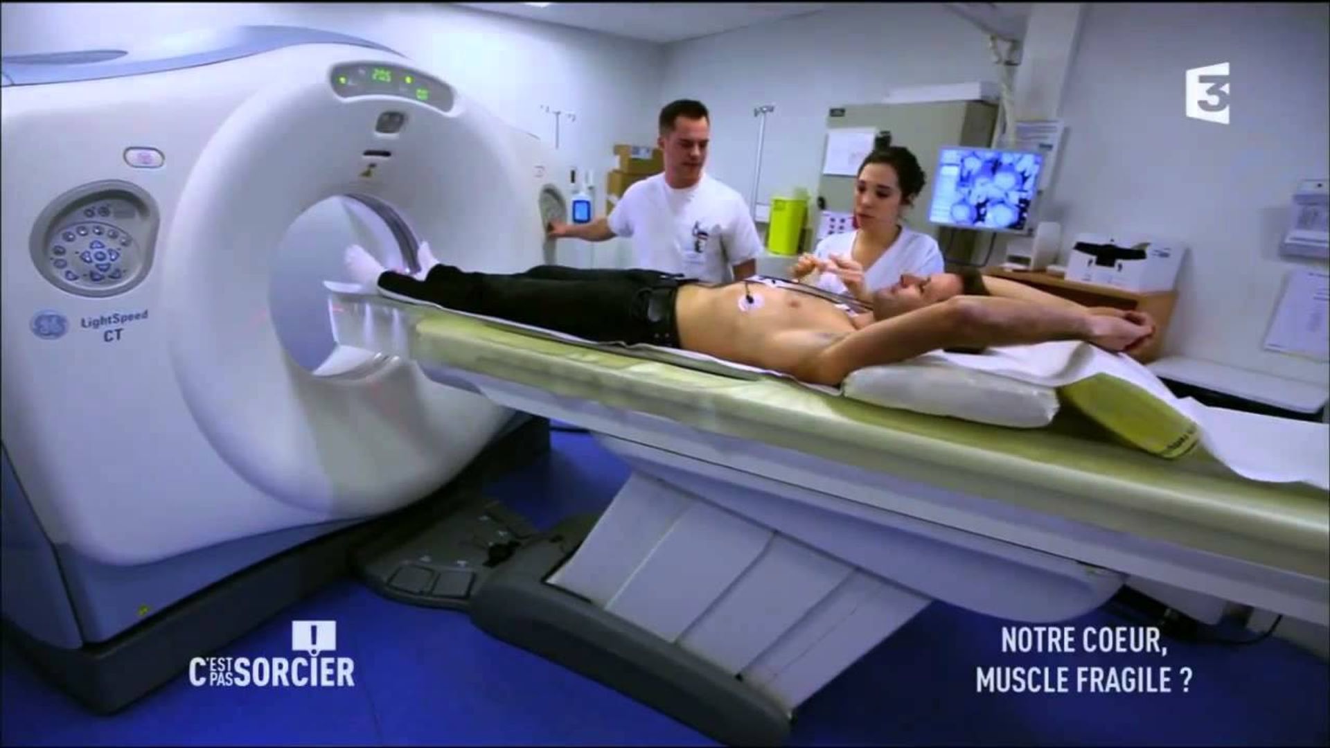 C'est pas sorcier background