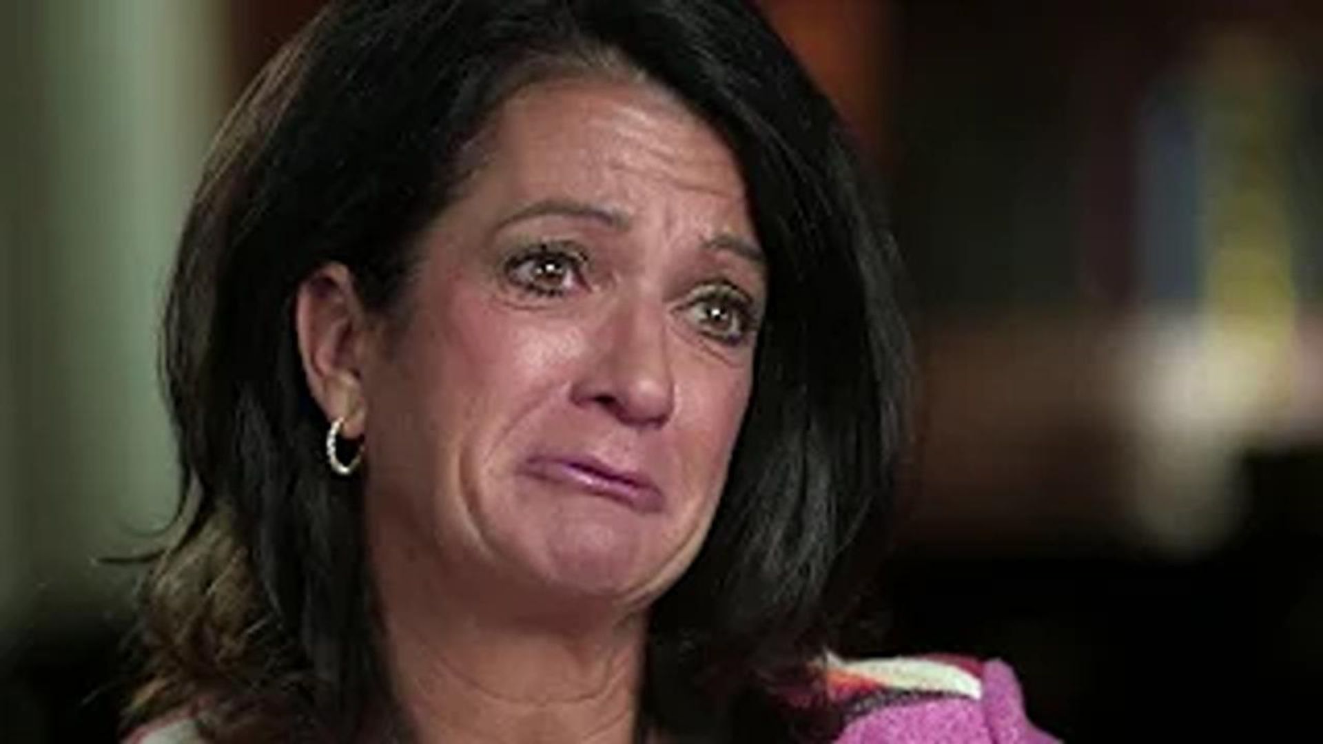 Dateline: Unforgettable background