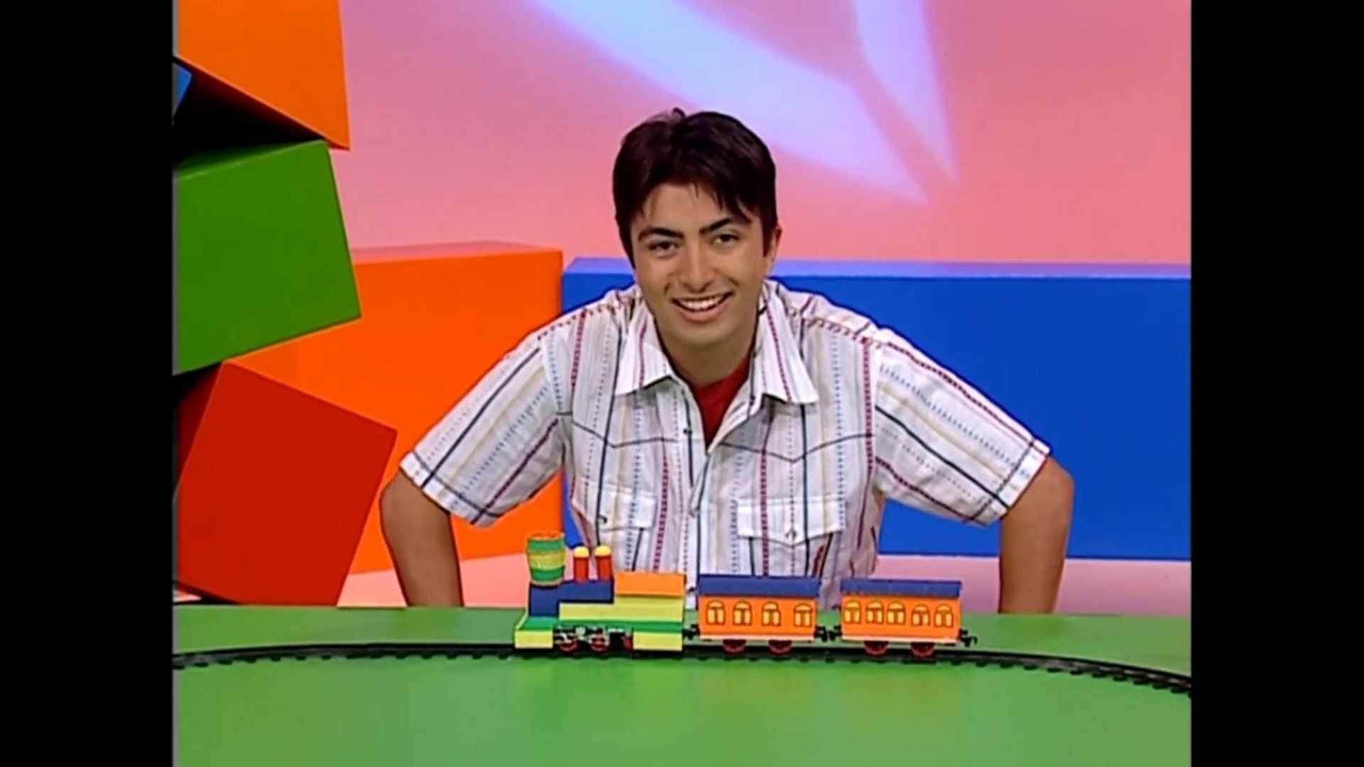 Hi-5 background