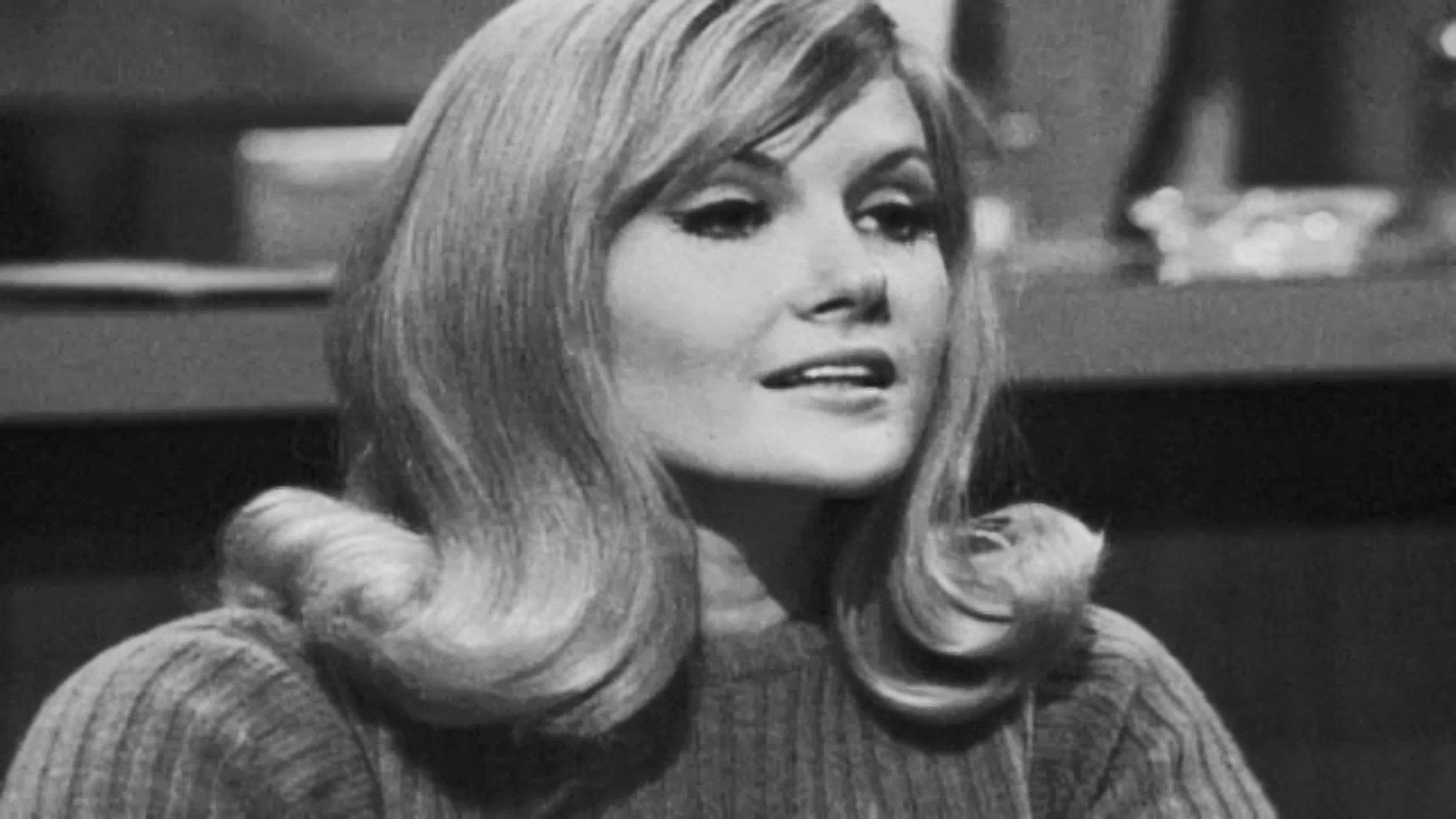 Dark Shadows background