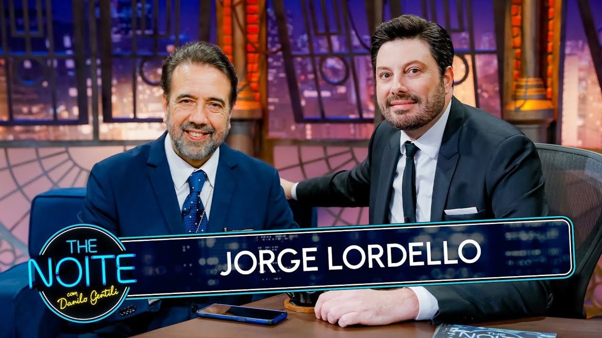 The Noite com Danilo Gentili background