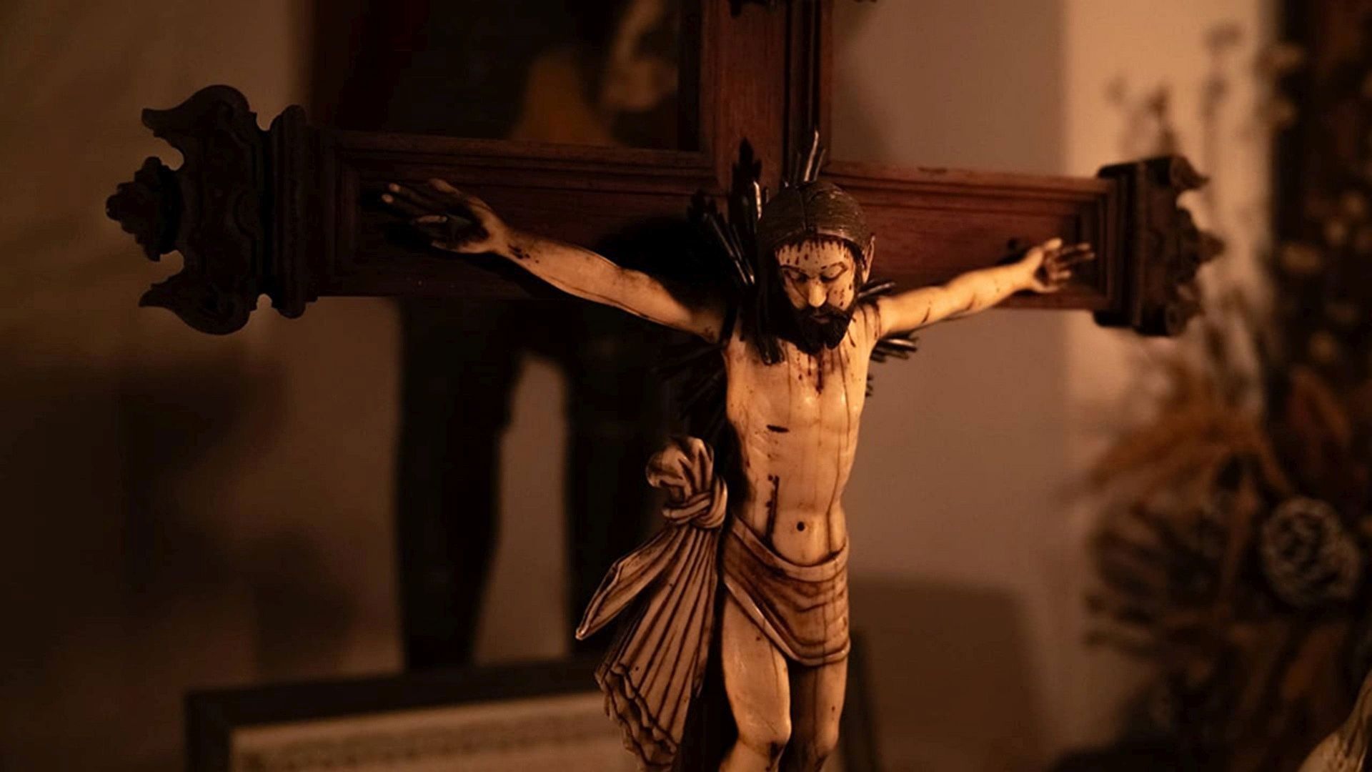 Wie is de Mol? background