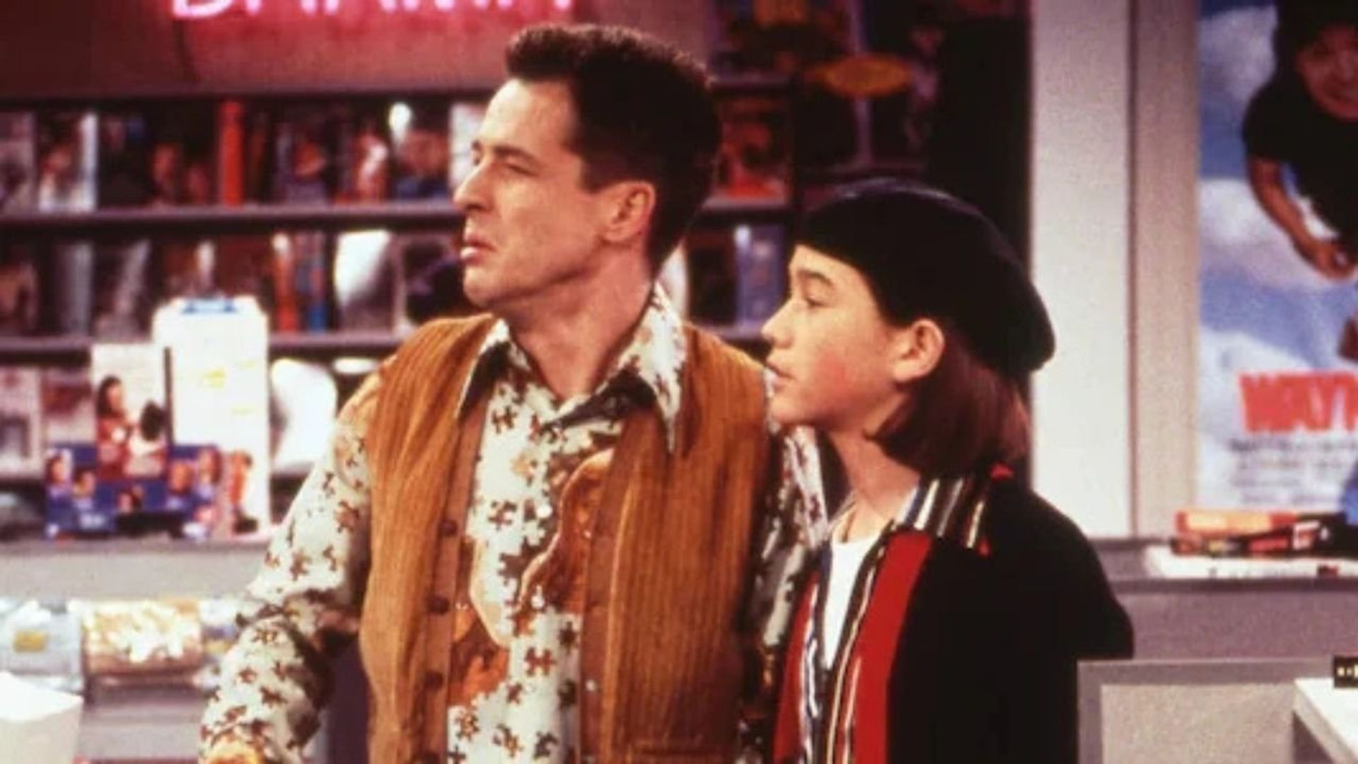 3rd Rock from the Sun background