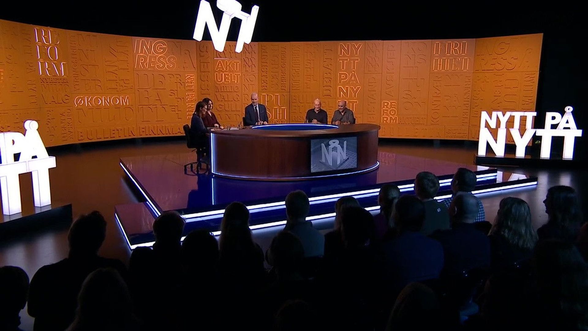 Nytt på nytt background