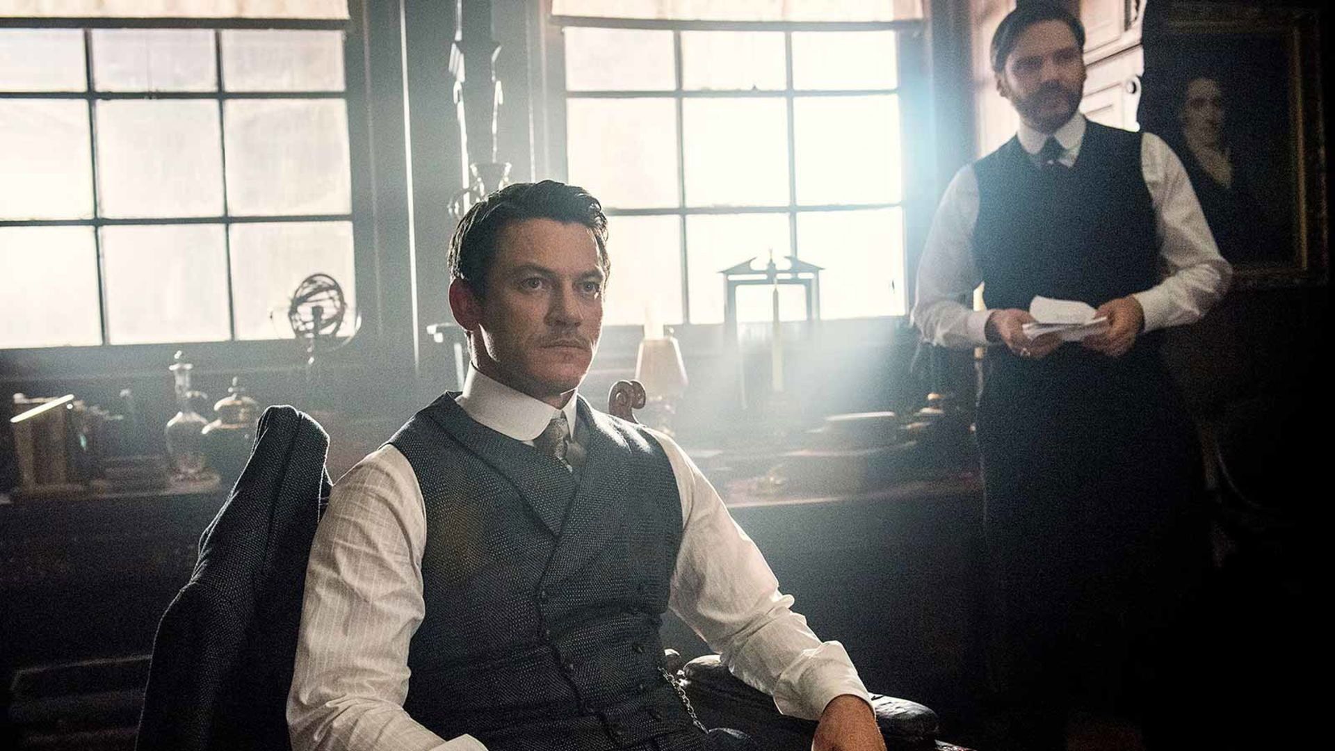 The Alienist background