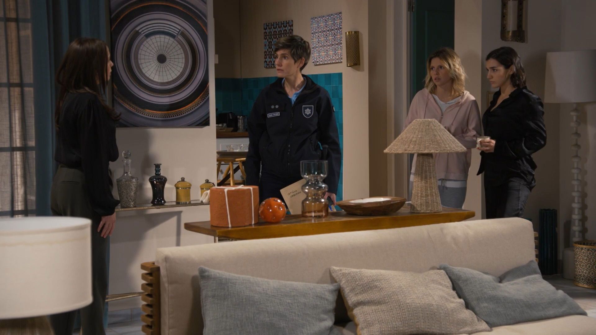 A Herança background