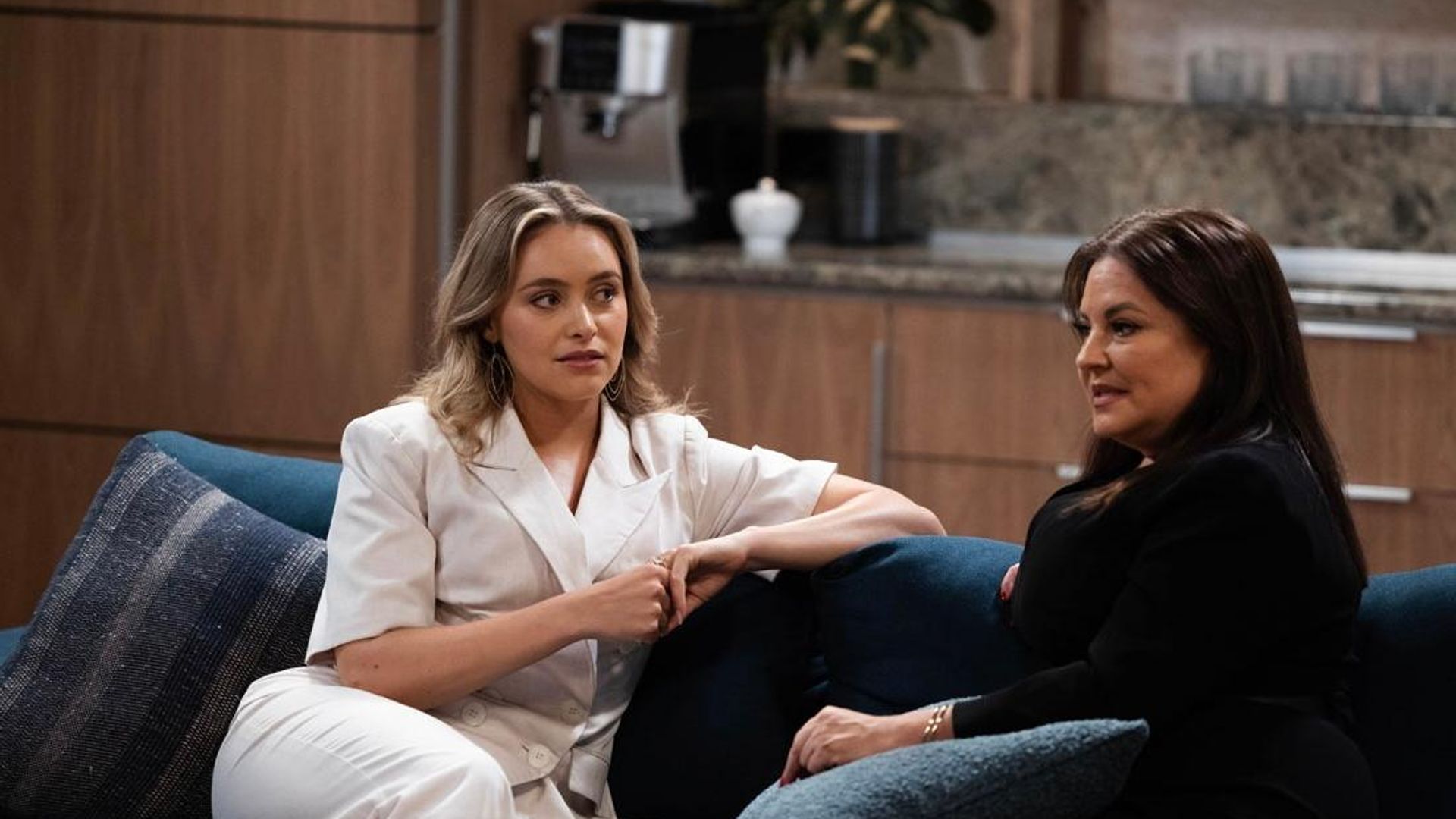 Neighbours background