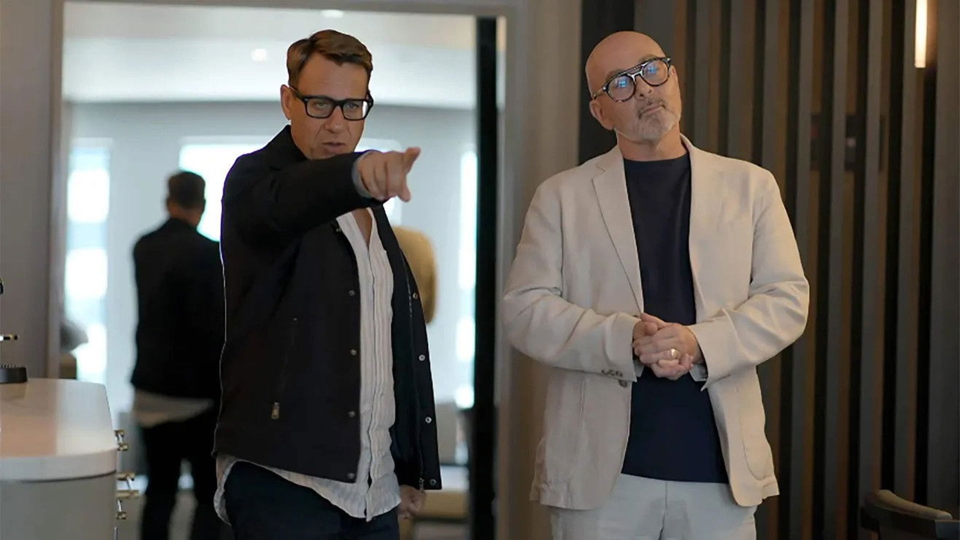 Luxury Escapes: The World's Best Holidays background